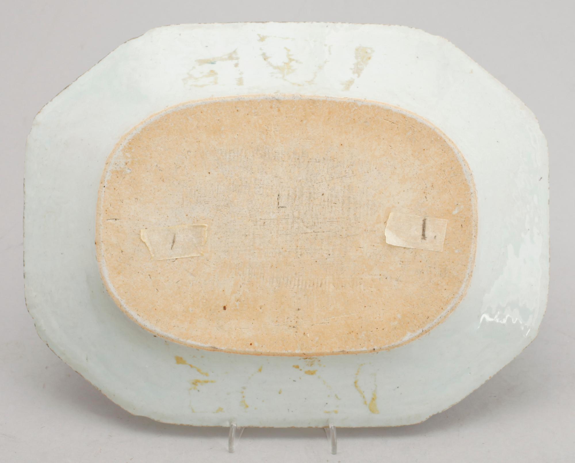 STEKFAT, porslin, Kina, sekelskiftet 1800.