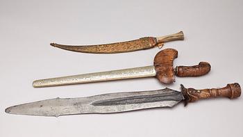 DOLKAR, 3 st, 1900-tal.