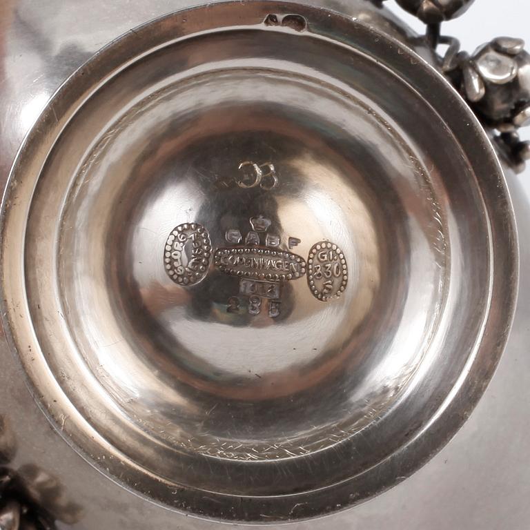 SALTKAR, sterlingsilver, Georg Jensen, Köpenhamn. 1900-talets första hälft. Vikt ca 80 g.
