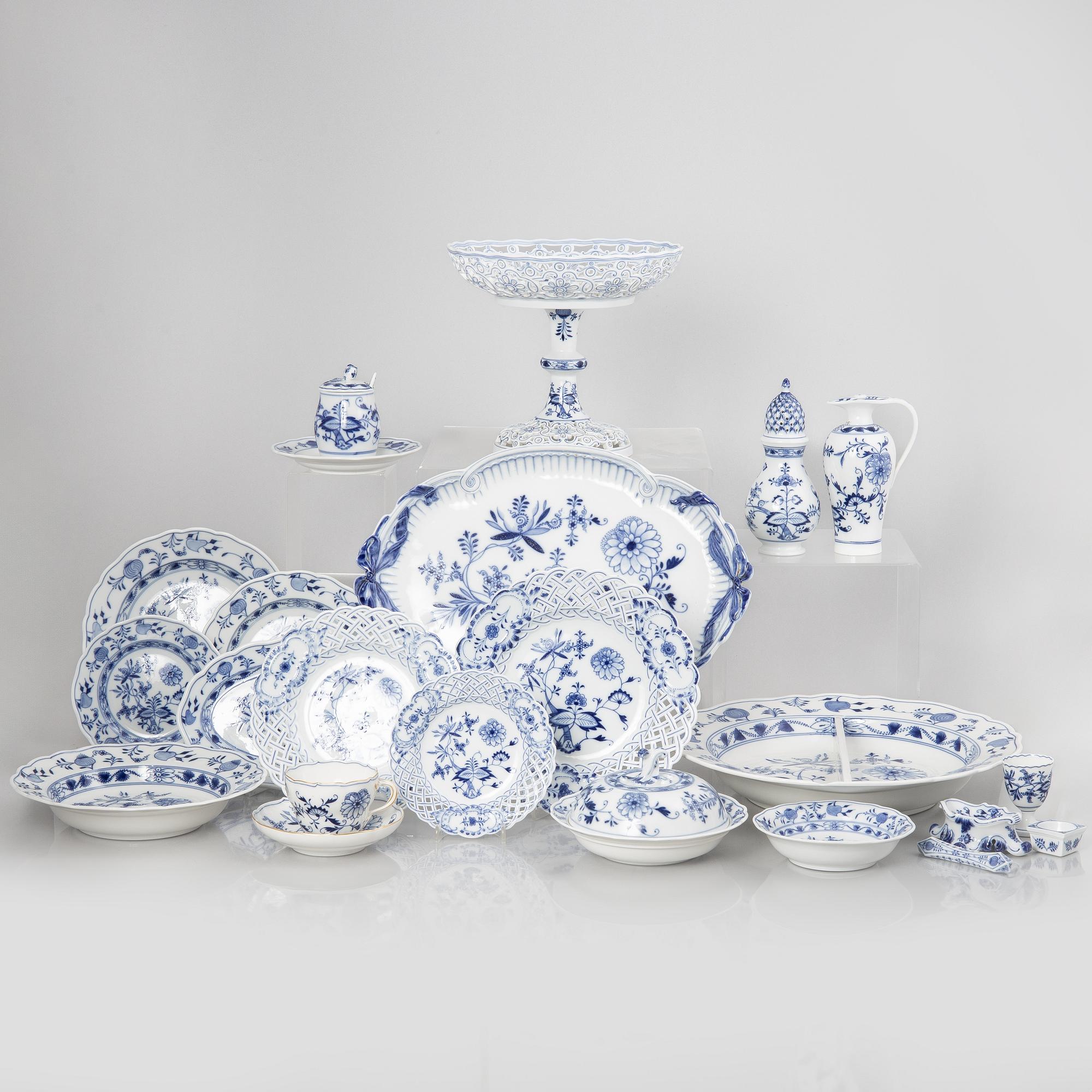 Meissen, 68 pieces of a porcelain dinner service, "Blue Onion", Germany, early 20th century.