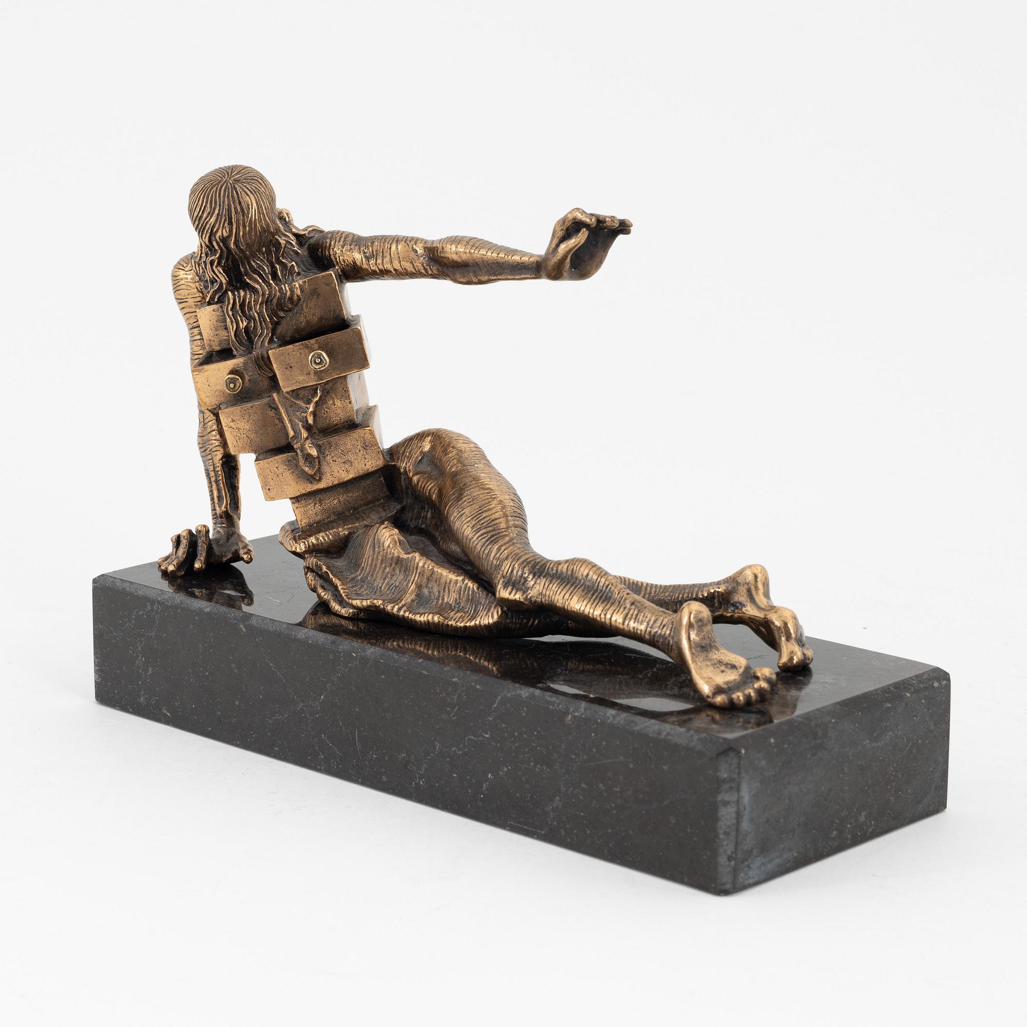 Salvador Dalí, a bronze sculpture, signed B-129/330.