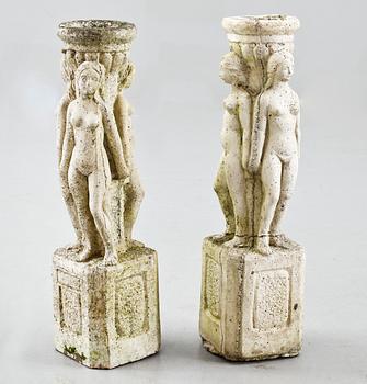 TRÄDGÅRDSSKULPTURER, ett par, 1900-tal.