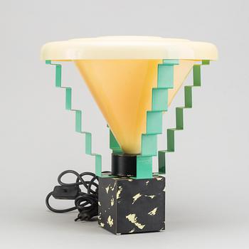 GEORGE SOWDEN, a "Glastonbury" Memphis table lamp, Italy 1984.