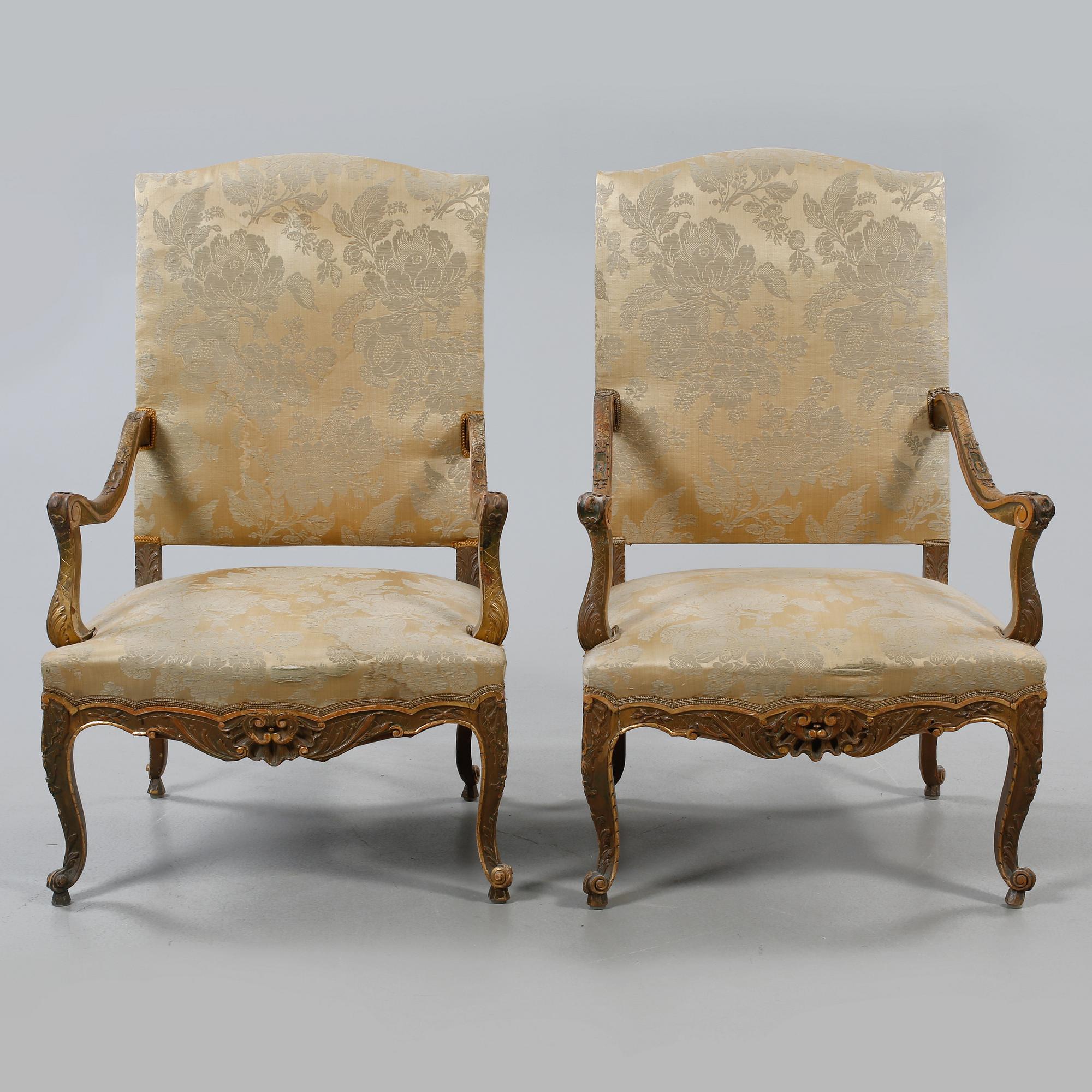 KARMSTOLAR, ett par, Louis XV-stil, Frankrike, omkring 1900.