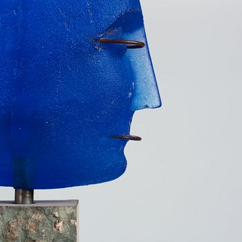 Bertil Vallien, a sand casted 'Head' glass sculpture, Kosta Boda, Sweden ca 1996.