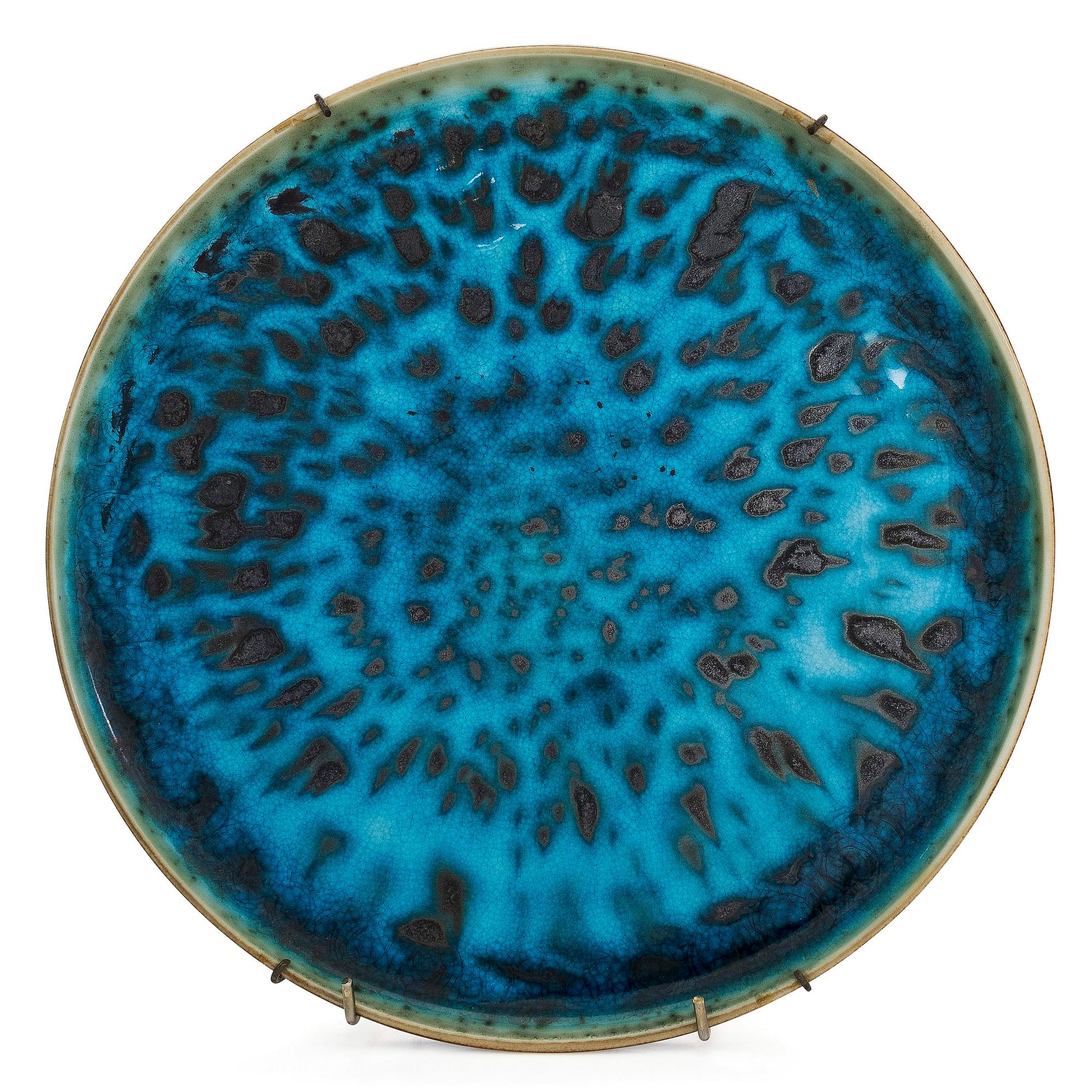 Friedl Holzer-Kjellberg, A stoneware dish, signed ARABIA -F.H.Kj.-.