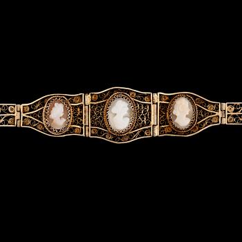 ARMBAND, förgyllt silver, tidigt 1900-tal.