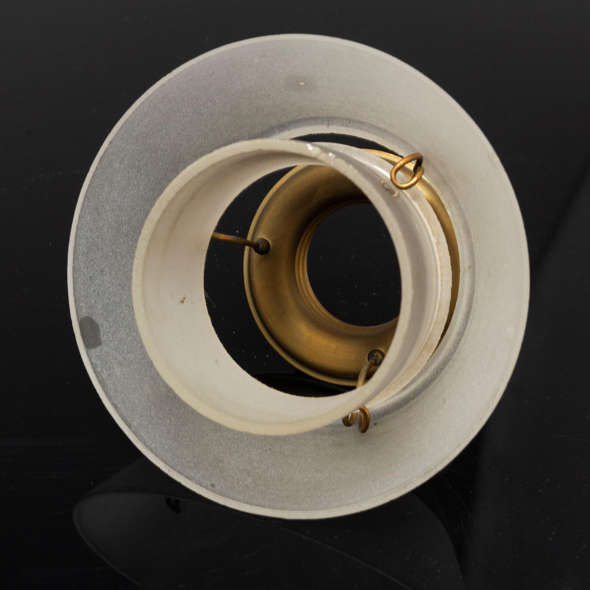 POUL HENNINGSEN, reservdelar till PH-lampor, 3+3+3 glasskärmar samt hållare, Louis Poulsen, troligen 1900-talets förra.