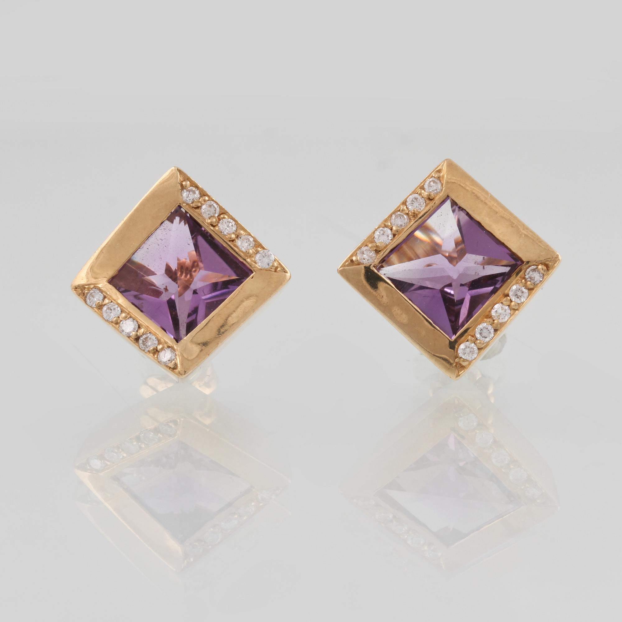 ÖRHÄNGEN, 18K guld med fasettslipade ametister samt briljantslipade diamanter. Vikt 9,1 gram.