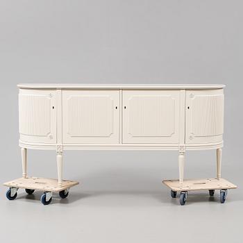 SIDEBOARD, gustaviansk stil, 1900-talets andra hälft.