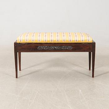 Bänk/Pianopall 1900-talets första hälft.
