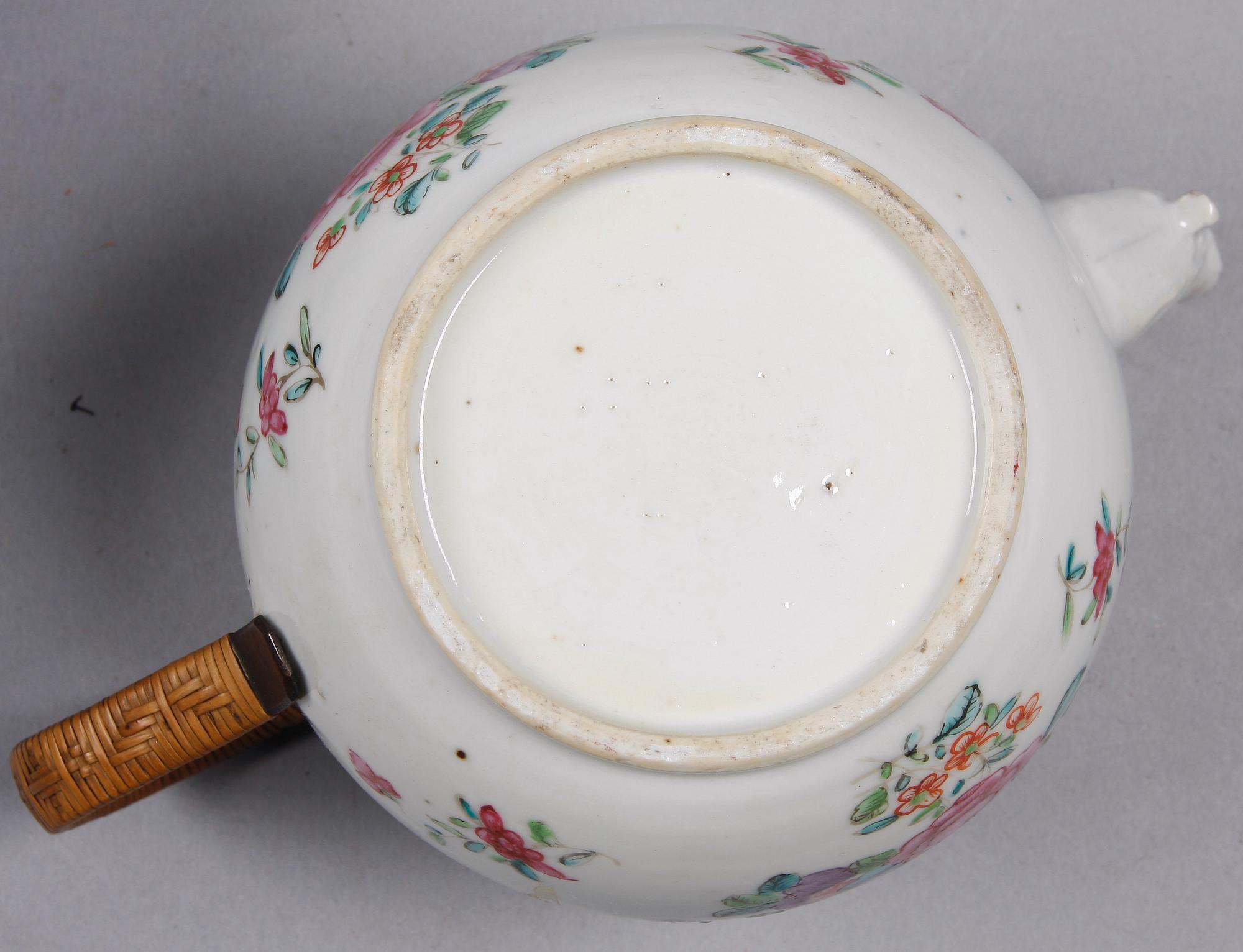 PARTI KINAPORSLIN, 12 delar, 1700-1900-tal.