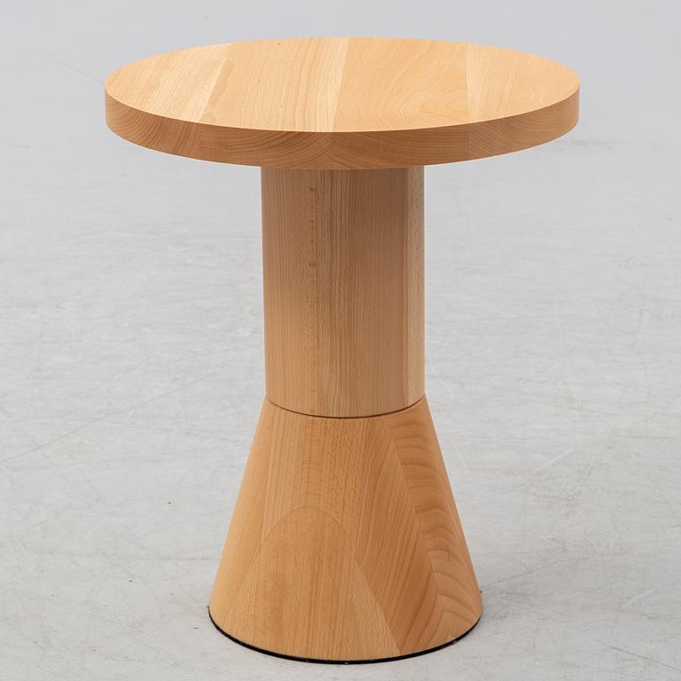 Chris Martin, a 'Draft table', Massproductions.