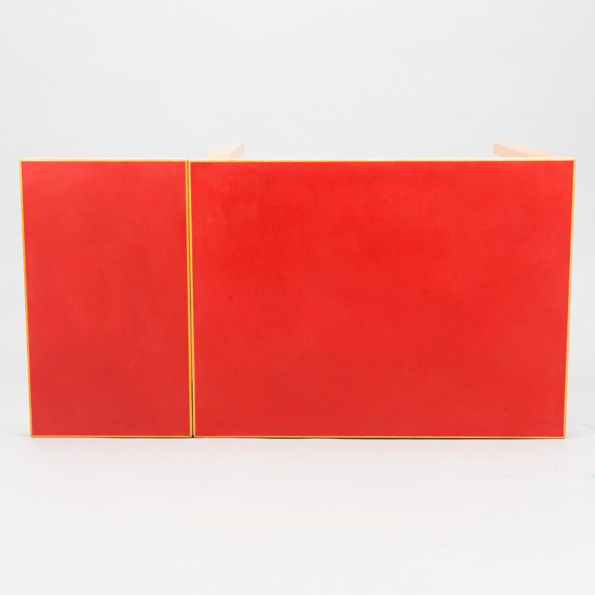 A mid-20th century drop leaf table for Artek Finland.