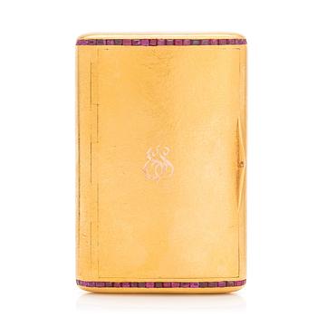 A 14K gold cigarette case with rubies. St- Petersburg, second quarter of the 20th century.