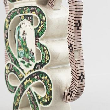 A biscuit porcelain wine pot, late Qing dynasty.