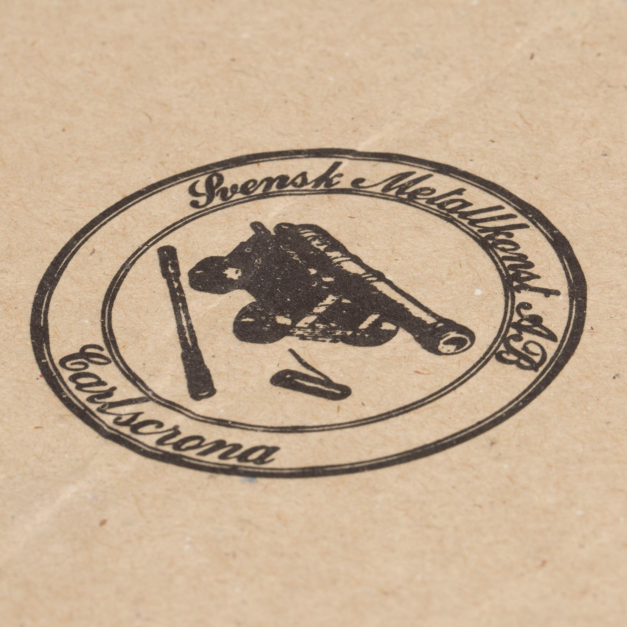 Two table cannons, 2000-century.