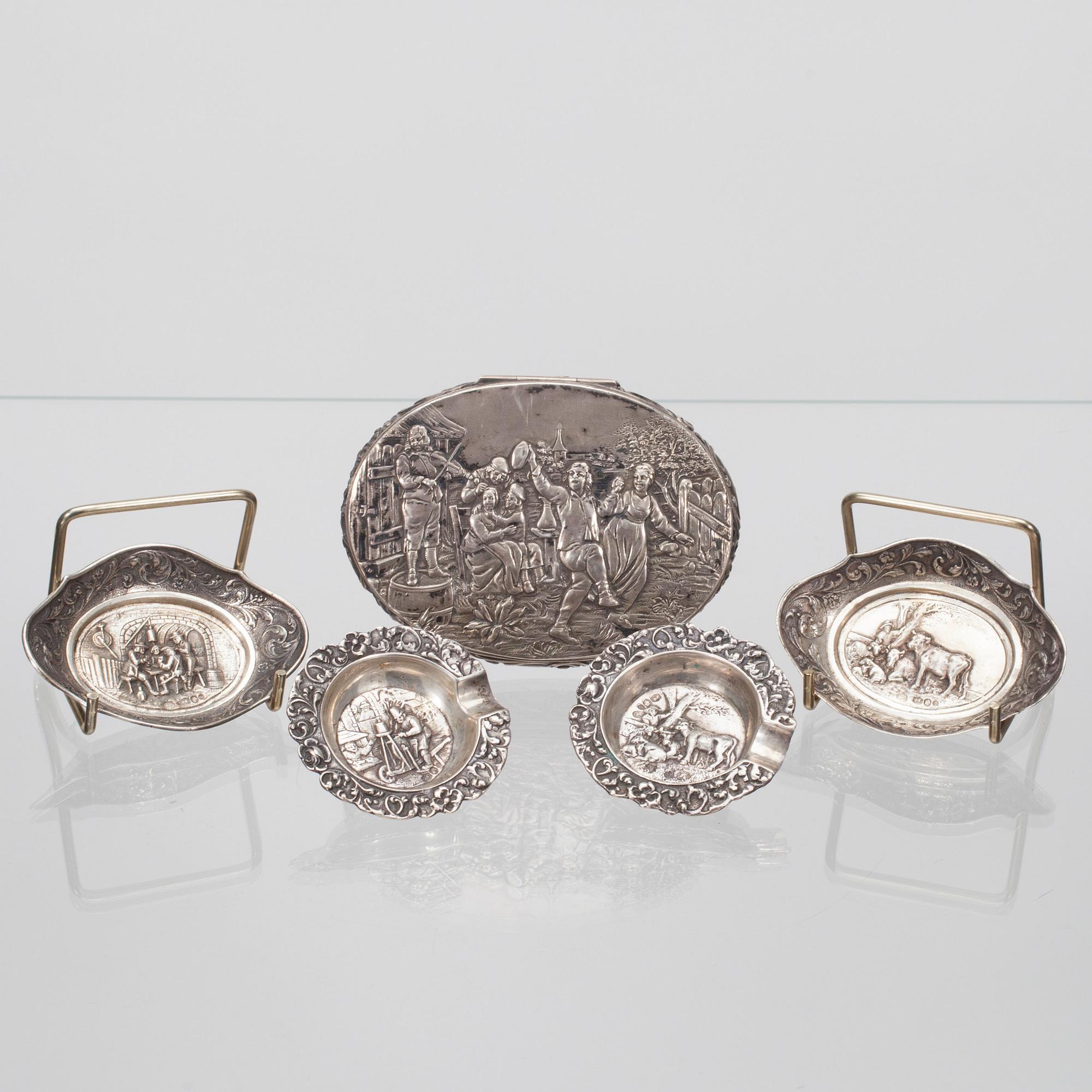 DOSA, FAT, 2 st, och ASKFAT, 2 st. Silver. Bl.a. Holland 1920-tal. Vikt totalt ca 260 g.
