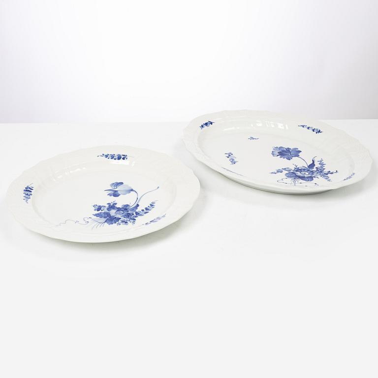 Royal Copenhagen, matservis, porslin, 38 delar, "Blå blomst", Danmark.