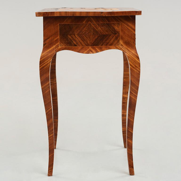 BORD, svenskt stockholmsarbete, 1700-talets andra hälft, rokoko.