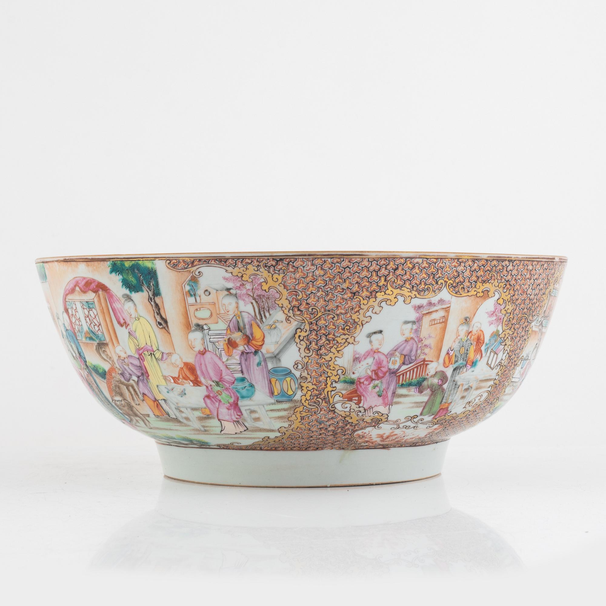 Bålskål och handfat, porslin, Kina, Qingdynastin, Qianlong (1736-95).