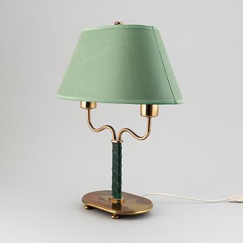 Josef Frank, bordslampa modell 2388, Firma Svenskt Tenn.