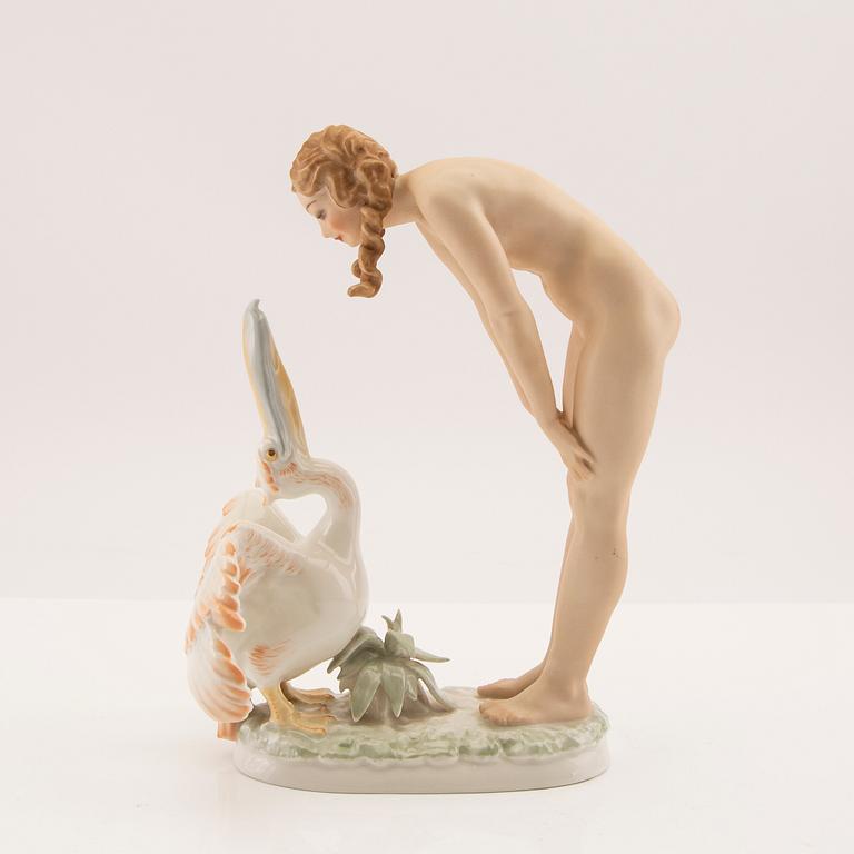 Figurine Hutschenreuther mid-20th century porcelain.