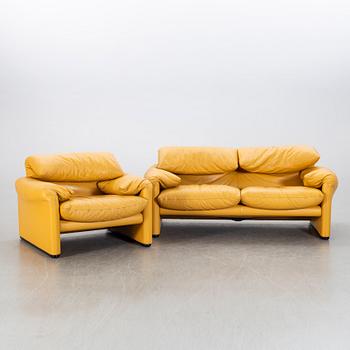 A "Maralunga" leather sofa and easy chair by Vico Magistretti, Italy.