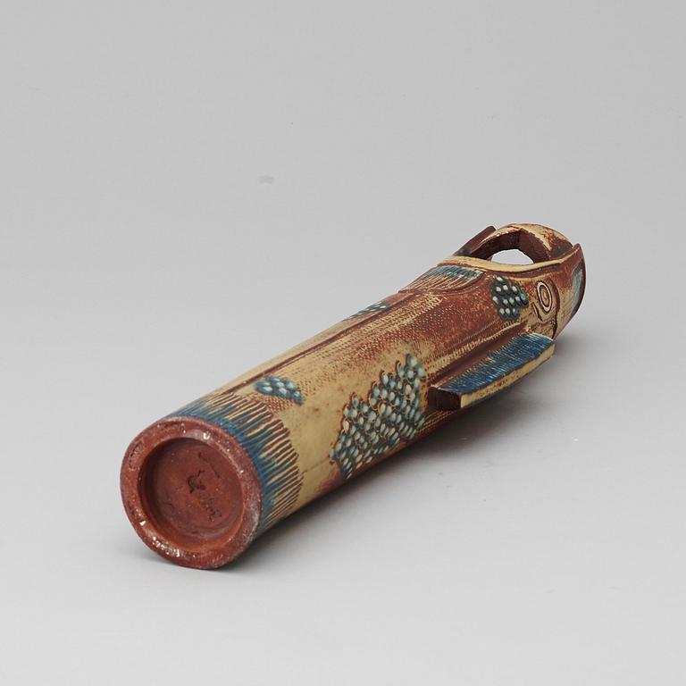 WILHELM KÅGE, vas i form av drakfisk, farstagods, Gustavsberg Studio 1954.