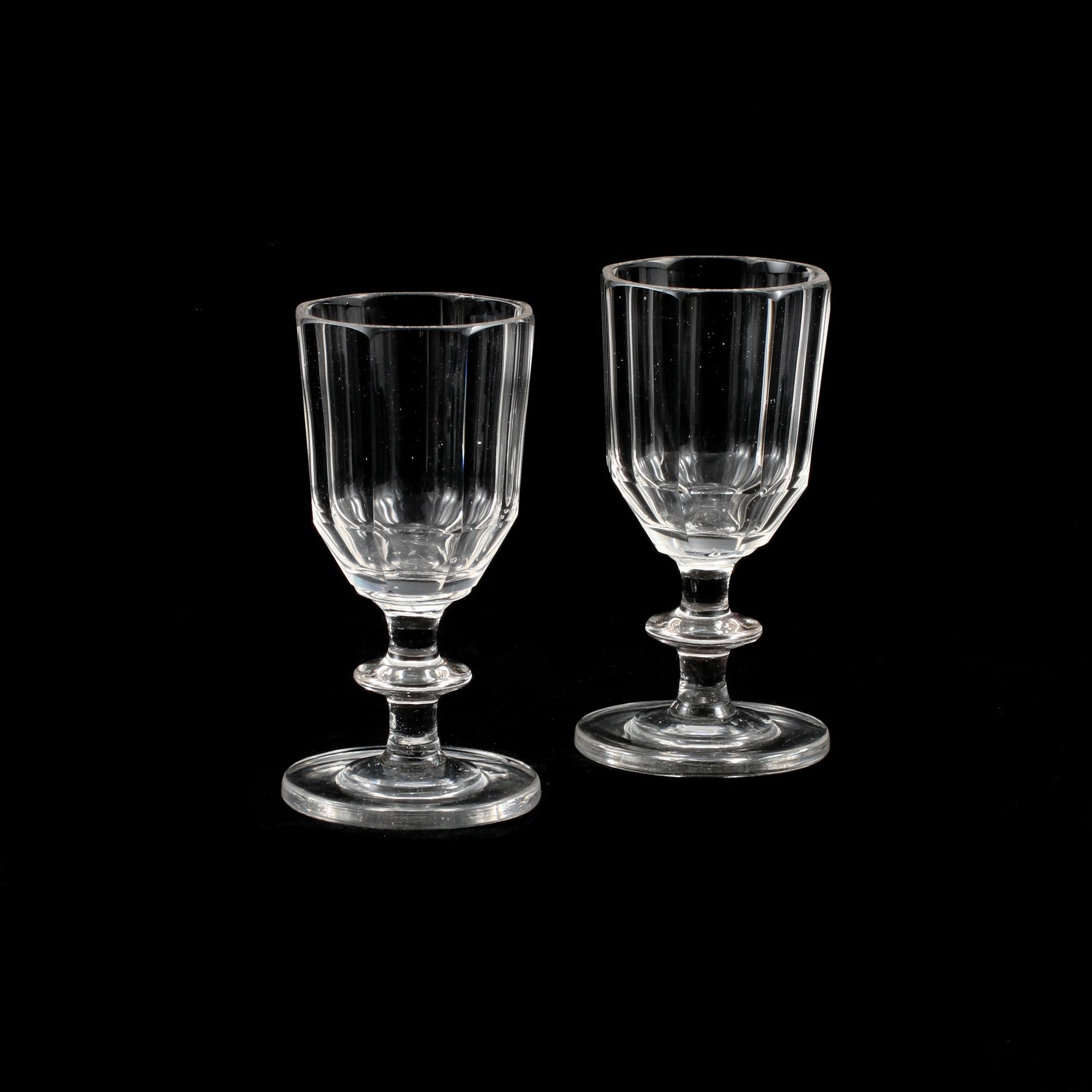 SHERRYGLAS, 16 st, glas, omkring 1900.