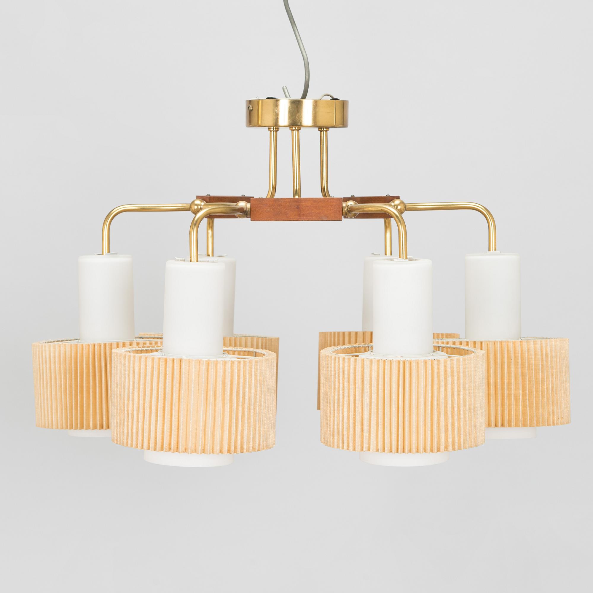 Paavo Tynell, kattovalaisin, malli K1-169/6 Idman 1960-luku.