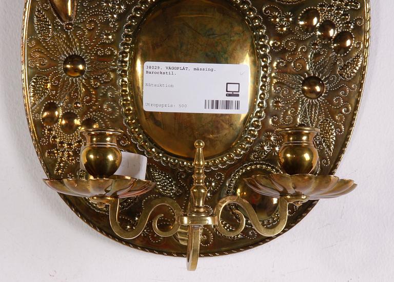 VÄGGPLÅT, mässing. Barockstil.