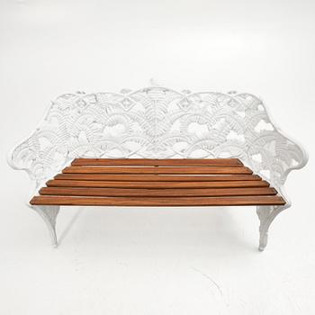 Trädgårdssoffa, Melins Metallgjuteri, Anderstorp, 1900-talets andra hälft.