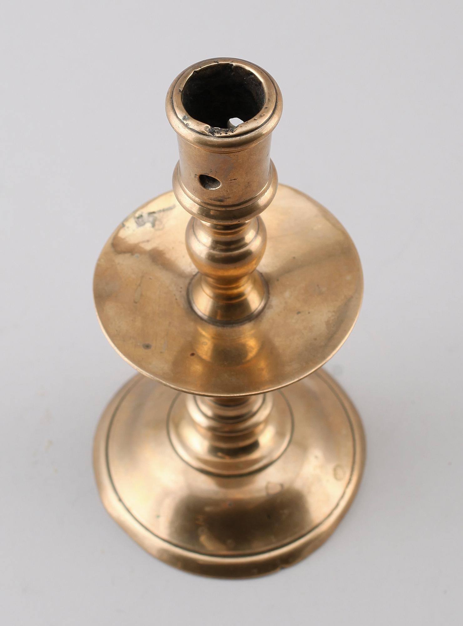 LJUSSTAKE, mässing, 1500-tal.