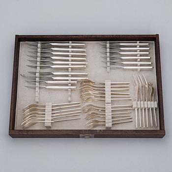 Tapio Wirkkala, a 94-piece set of 'Marski' sterling silver cutlery, Kultakeskus, Hämeenlinna 1988. Original cutlery box.