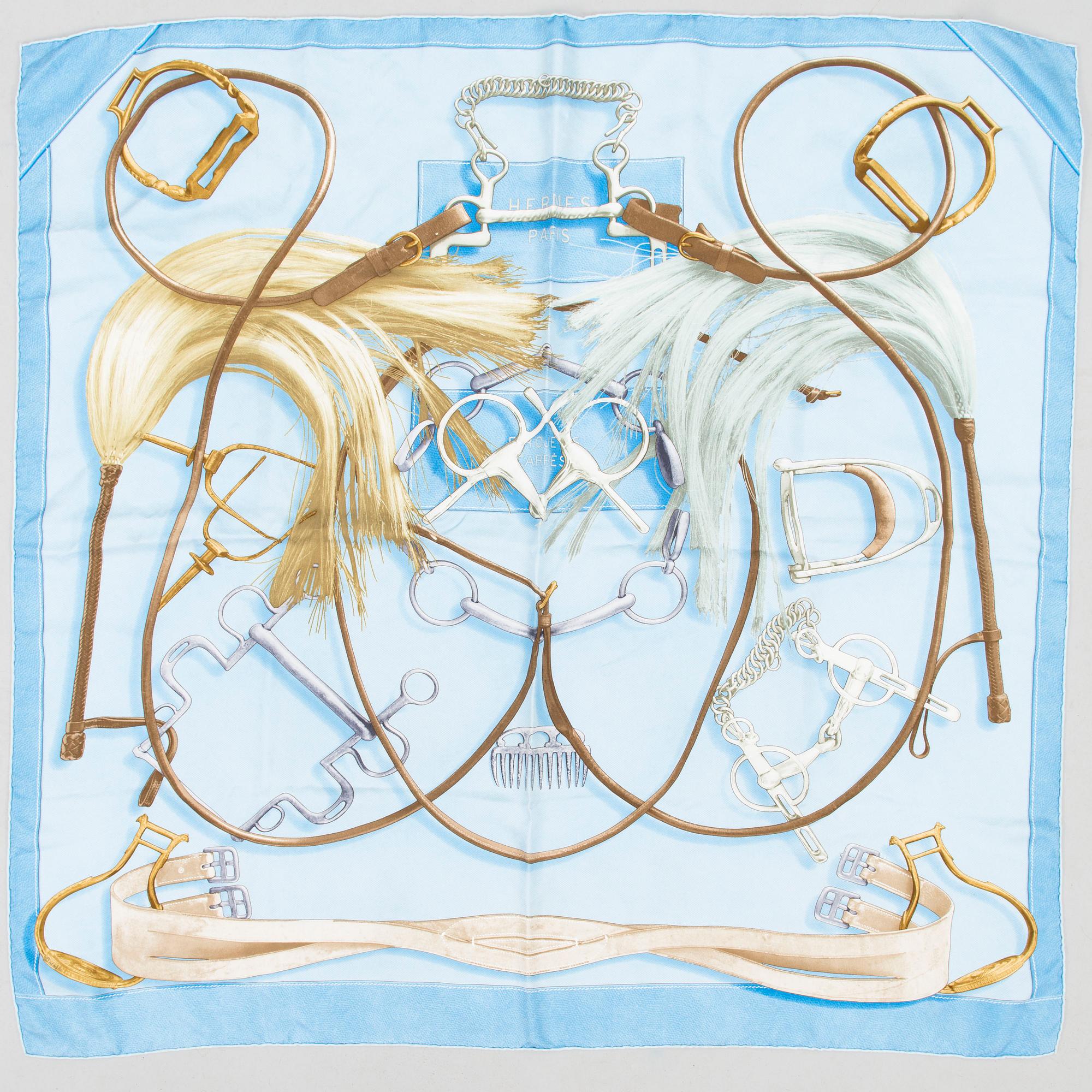 HERMÈS, SCARFAR, 2 st, "Projets Carrés" och "Les Clés".