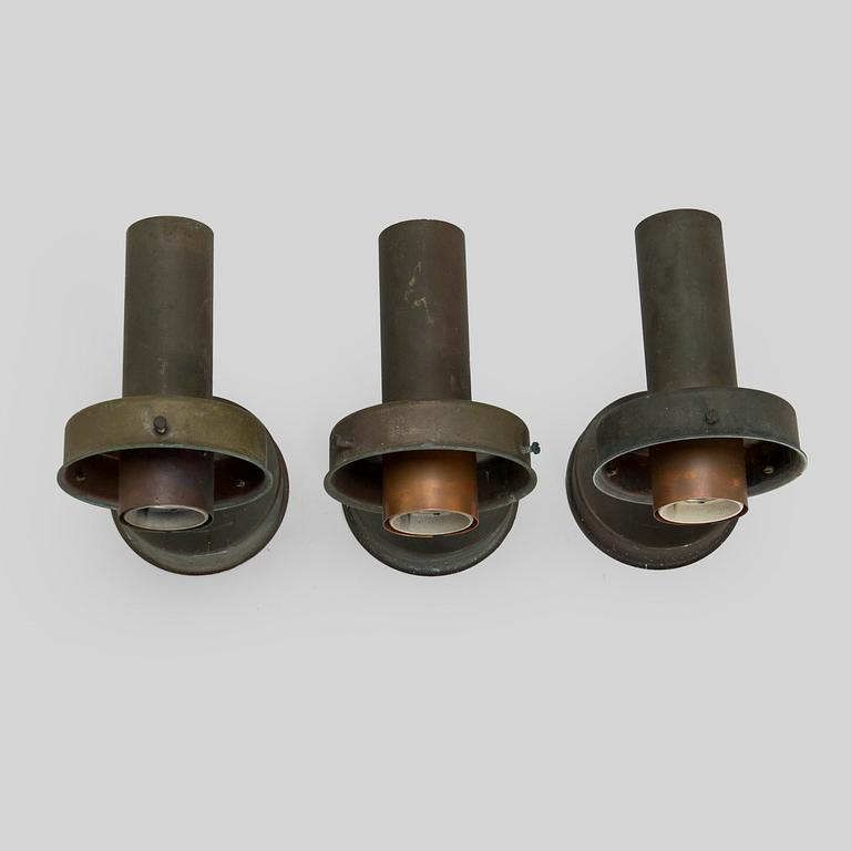 Lisa Johansson-Pape, A set of three 1970s outdoor wall lights '17-015A' for Stockmann Orno.