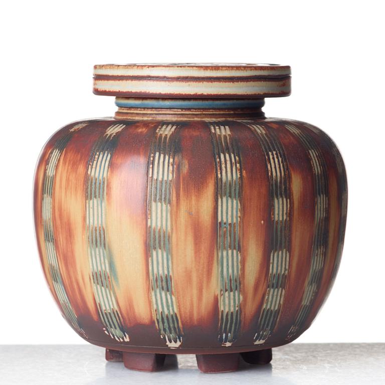 Wilhelm Kåge, a "Farsta" stoneware lidded jar, Gustavsberg studio, Sweden 1958.