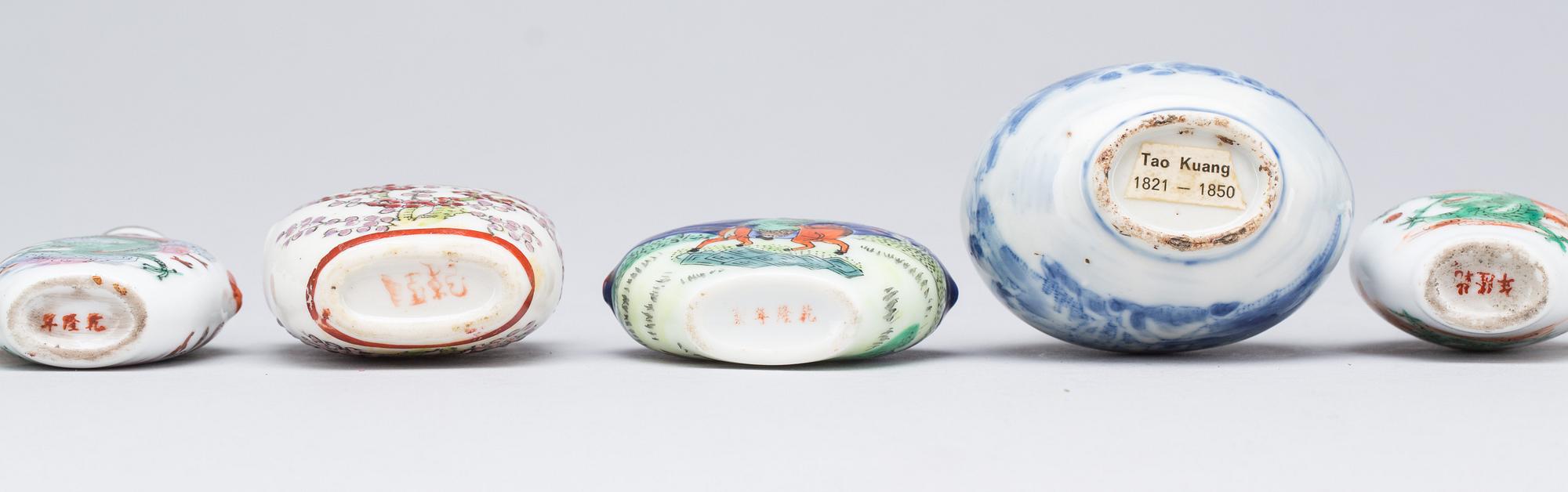 SNUSFLASKOR, 6 st. Porslin och glas, Kina 1800/1900-tal.