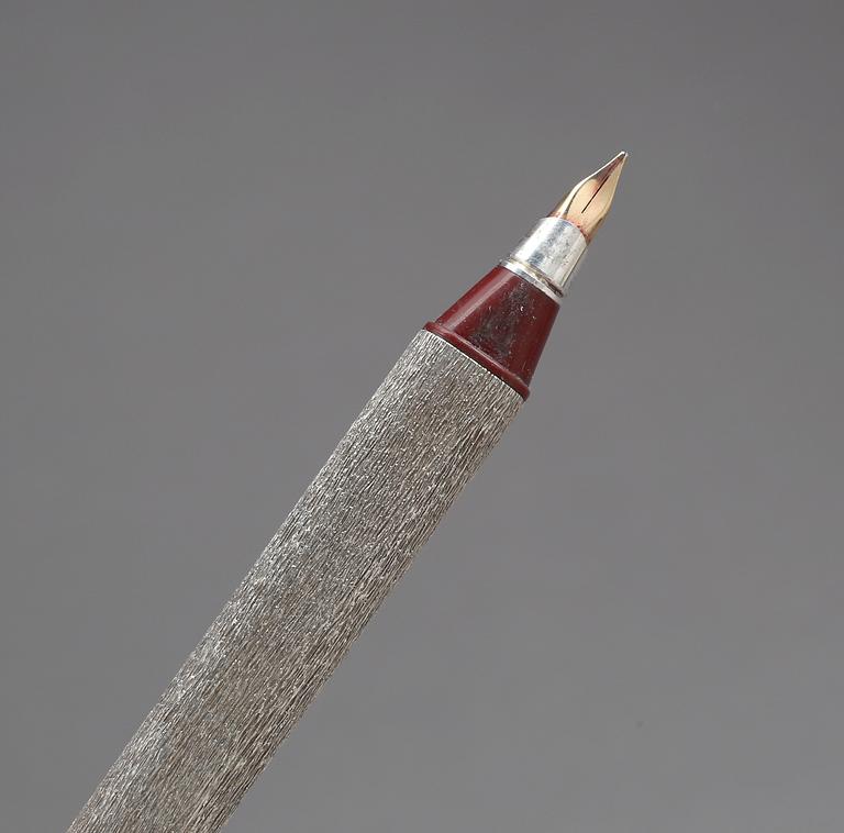 PENNA, silver, le must de Cartier.