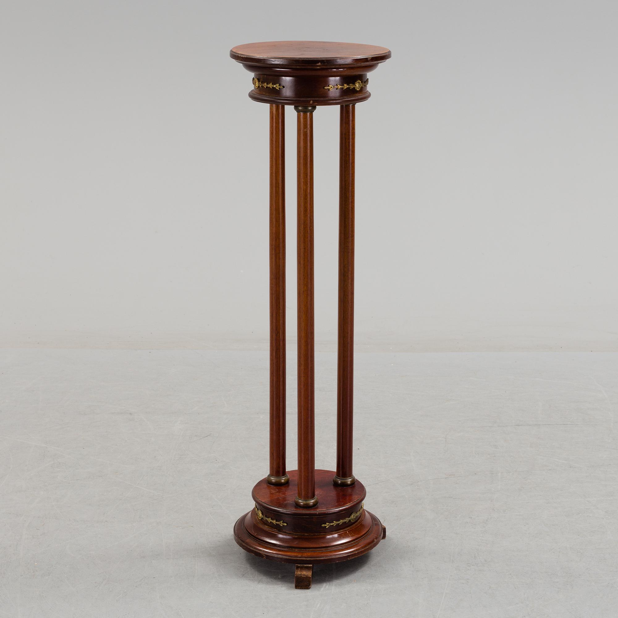 A PEDESTAL, Empire-style, first half of the 20th century.