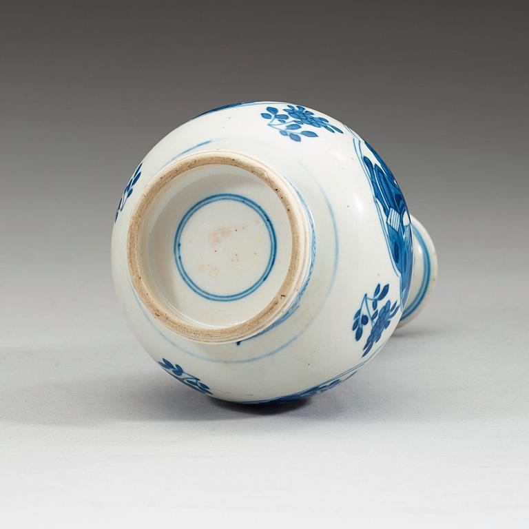 VAS, porslin. Qingdynastin Kangxi (1662-1722).