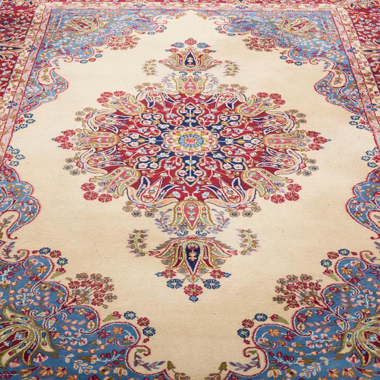 MATTA, Old Kirman, ca 281 x 176 cm.