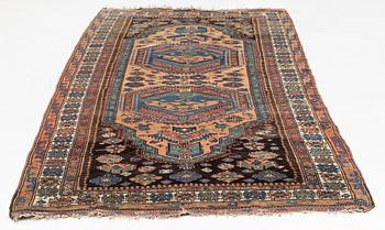 Matta, sannolikt Kurdisk, omkring år 1900, ca 314 x 156 cm.