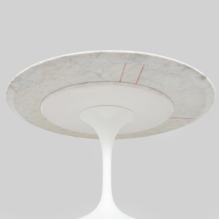 Eero Saarinen, A 'Tulip' furniture set, table with eight chairs, Knoll International, 1970s.