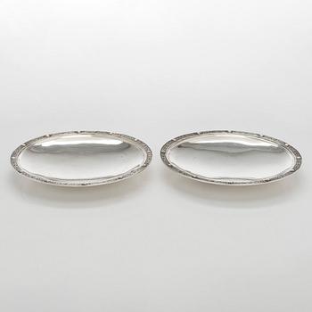 Vistkortsbrickor, ett par, sterlingsilver, Reid & Sons, London 1938.