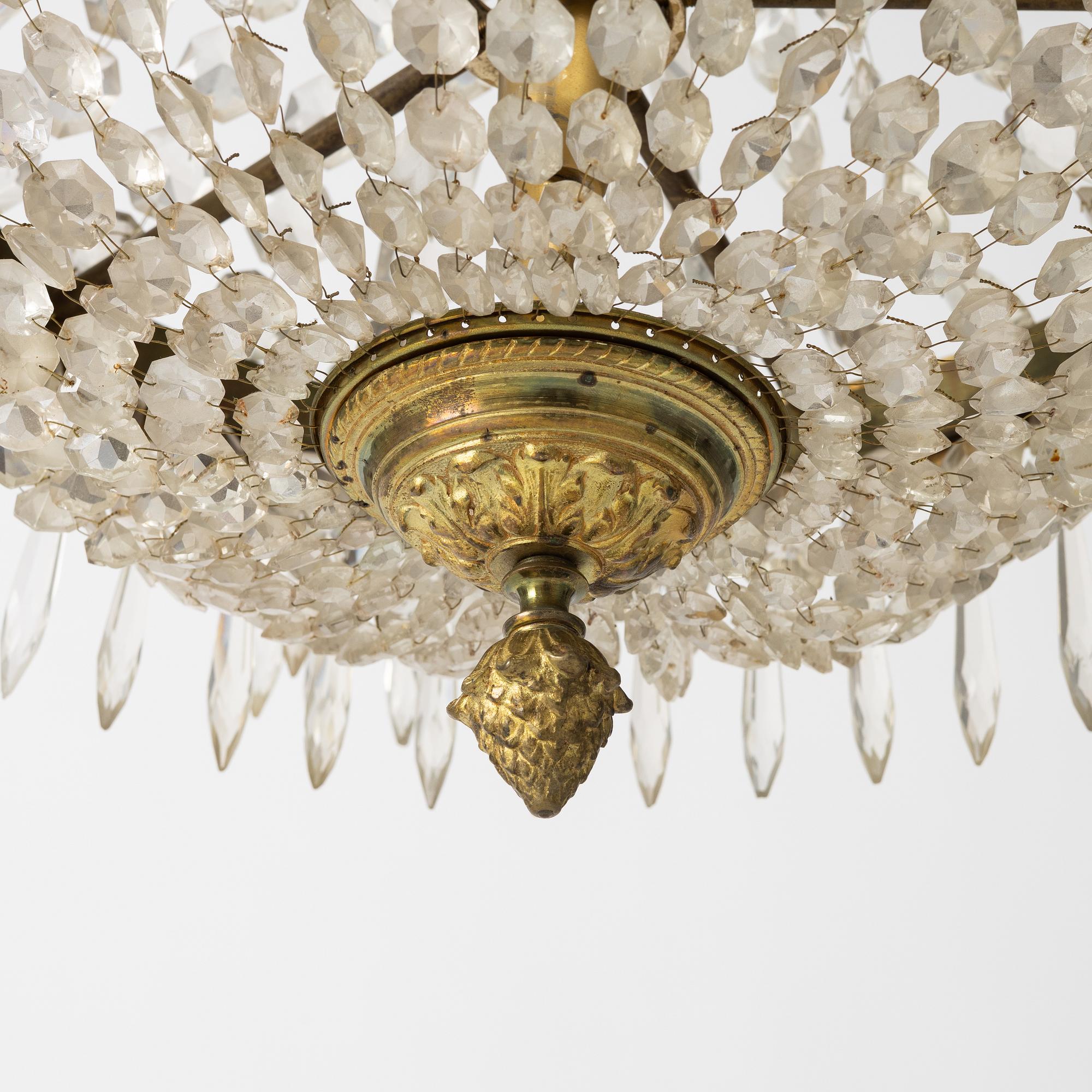 Ljuskrona, gustaviansk stil,  1900-tal.