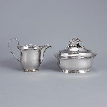KAFFESERVIS, 4 delar, silver, Eric Råström, Stockholm 1944. 1715 gram.