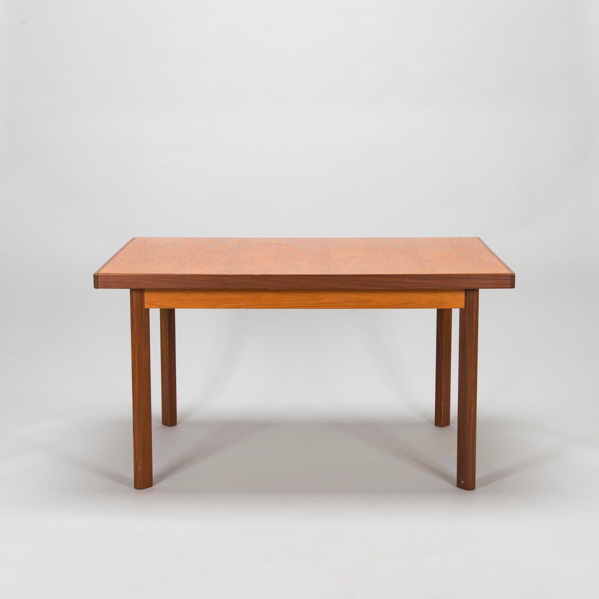 Olof Ottelin, a 1960s 'Sirena' dining table, Oy Stockmann Ab, Keravan puusepäntehdas.