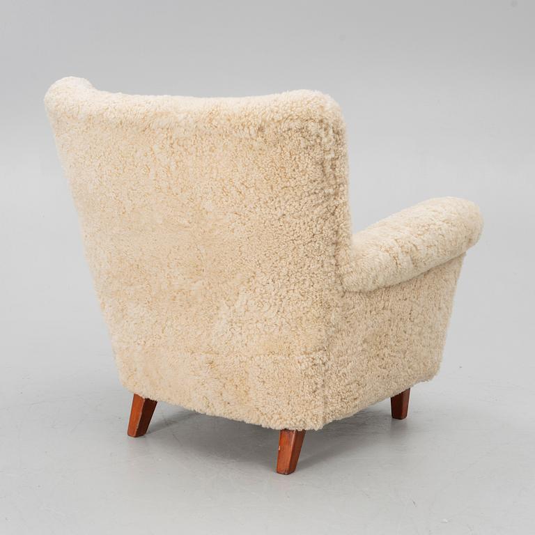 Armchair, first half of the 20th century.